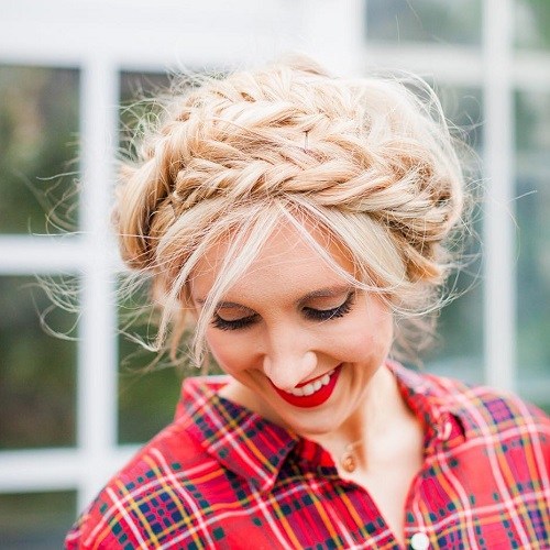 20 Elegant Ways to Have Milkmaid Hairstyles