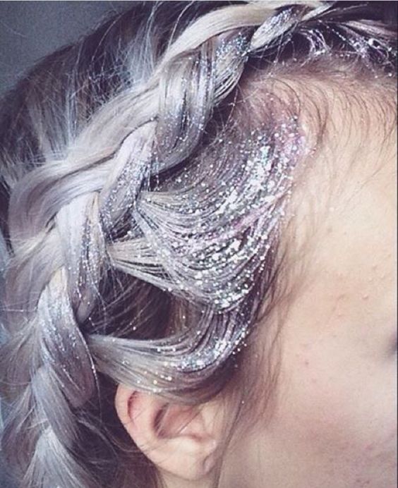20 Photos That Prove Glitter Roots is The Official Hairstyle of Festival  Season