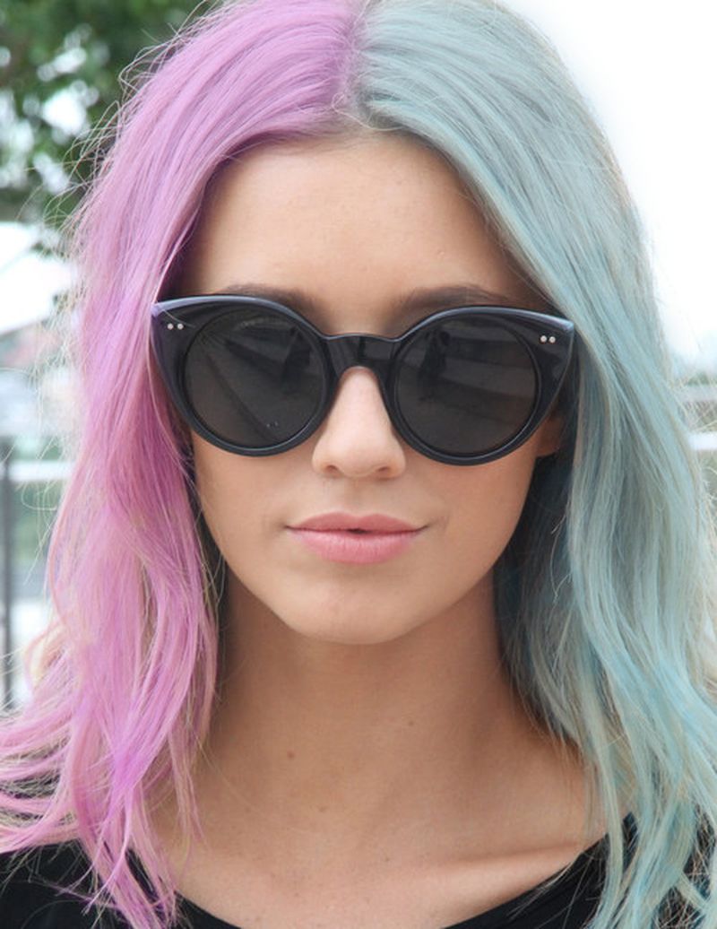 25 Amazing Two-tone Hair Styles & Trendy Hair Color Ideas 