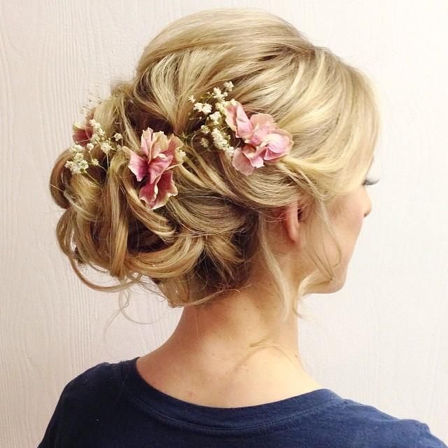 Romantic Updo Hairstyles For Weddings