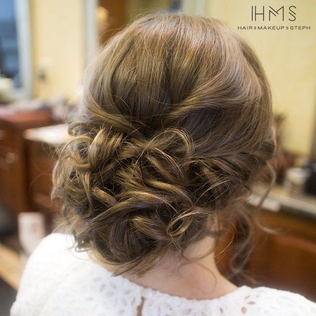 15 Romantic Messy Updos for Wedding