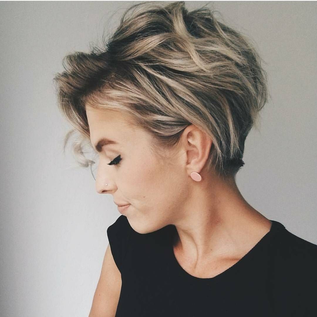 40 Hottest Short Hairstyles Short Haircuts 2020 Bobs 