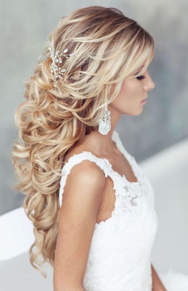 30 Best Prom Hair Ideas 2019: Prom Hairstyles for Long 