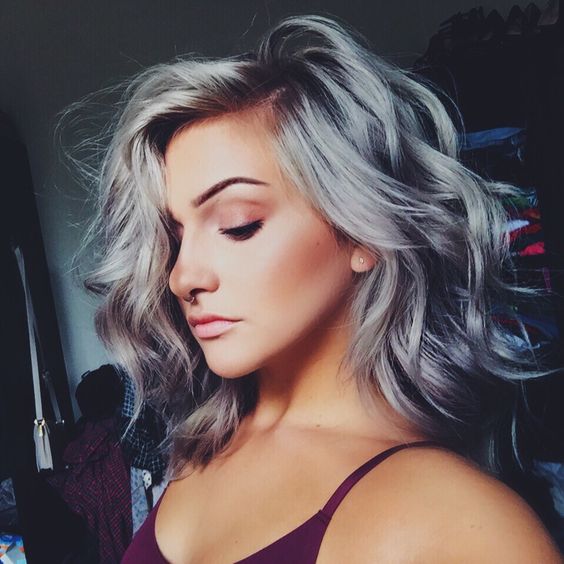 How To Pull Off The Gray Hair Trend Hairstyles Weekly