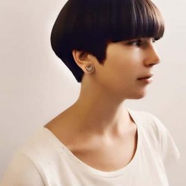 6 Chic Short Straight Haircuts for Women