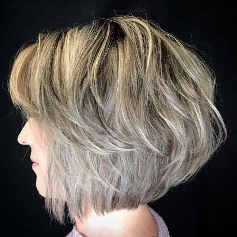  Wavy Inverted Bob Hairstyles