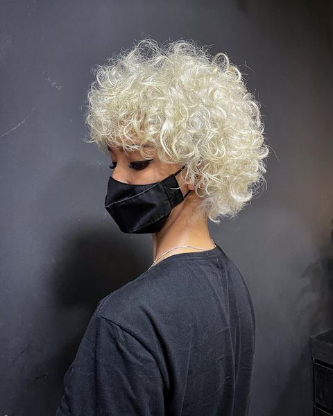 Short & Curly Cuts for a Trendy New Look! Short & Curly Cuts for a Trendy New Look!