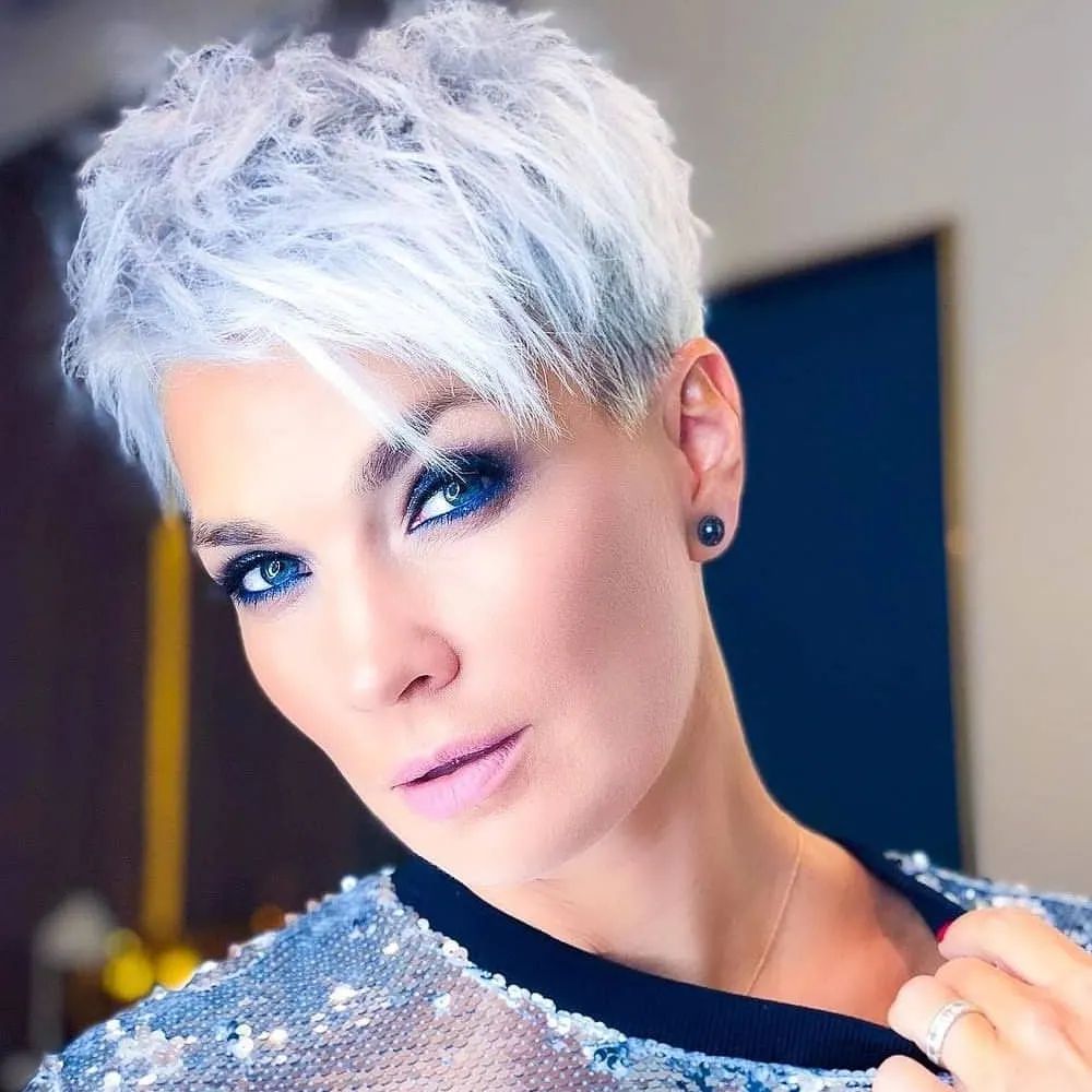 Short pixie hairstyles for thin hair 1