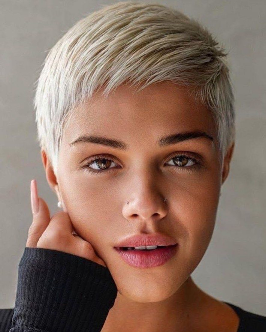 40 Best Pixie Haircuts & Hairstyles For Any Hair Type : Blonde Messy Pixie  I Take You | Wedding Readings | Wedding Ideas | Wedding Dresses | Wedding  Theme