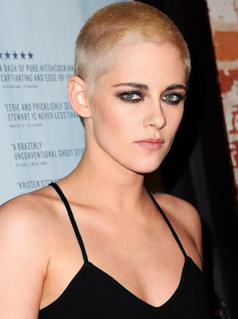 short cut 2024: Kristen Stewart Buzz Cut