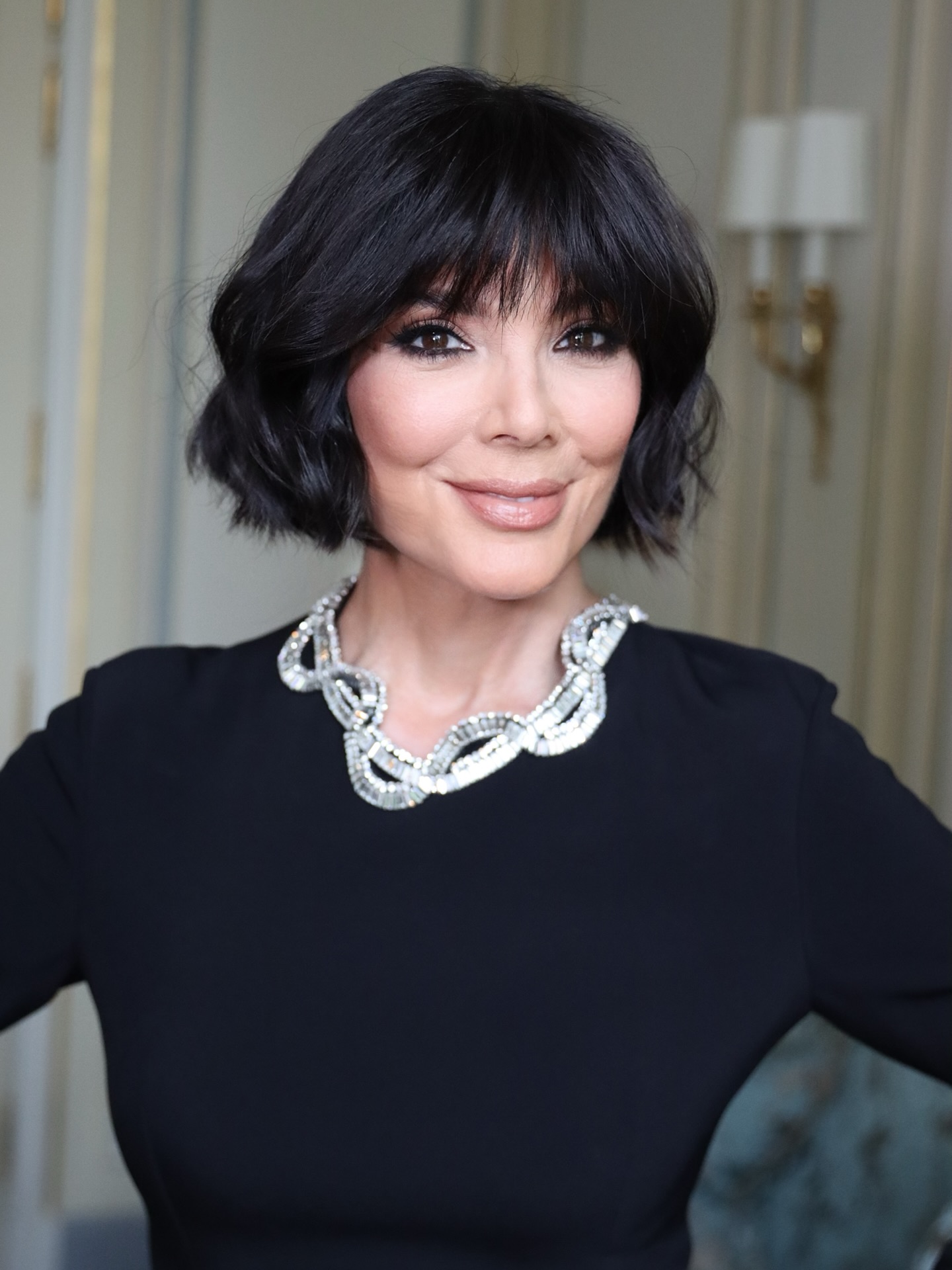 Kris Jenner short bob haircut