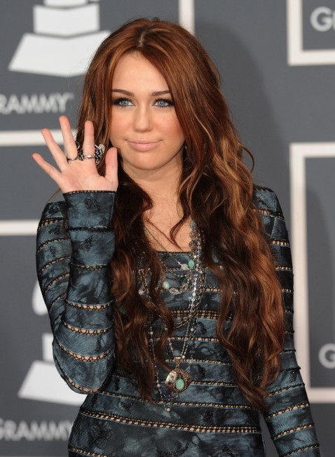 miley cyrus long brown hair